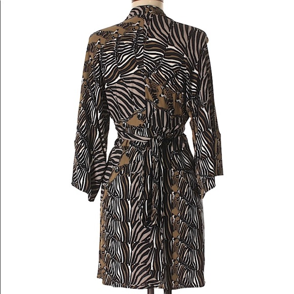 Kimono Style Printed Dress- Perfect Condition’ - Picture 2 of 2